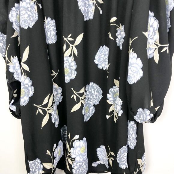 TORRID | Cold Shoulder Black & Blue Floral Georgette Top Women’s Size 3 (3X) - Picture 8 of 12